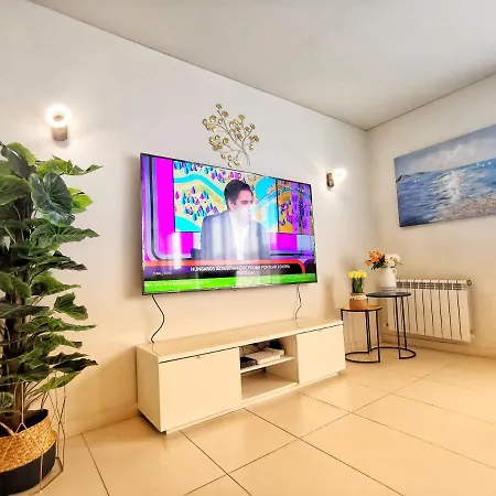 Bom Dia Parque Nacoes W Apartamento *
