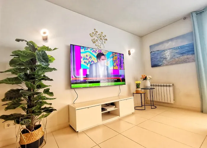 Bom Dia Parque Nacoes W Appartement *