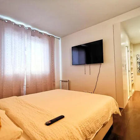 Bom Dia Parque Nacoes W Apartment Lisbon